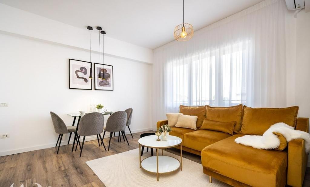 Majestic Apartament With View In Magheru 부쿠레슈티 외부 사진