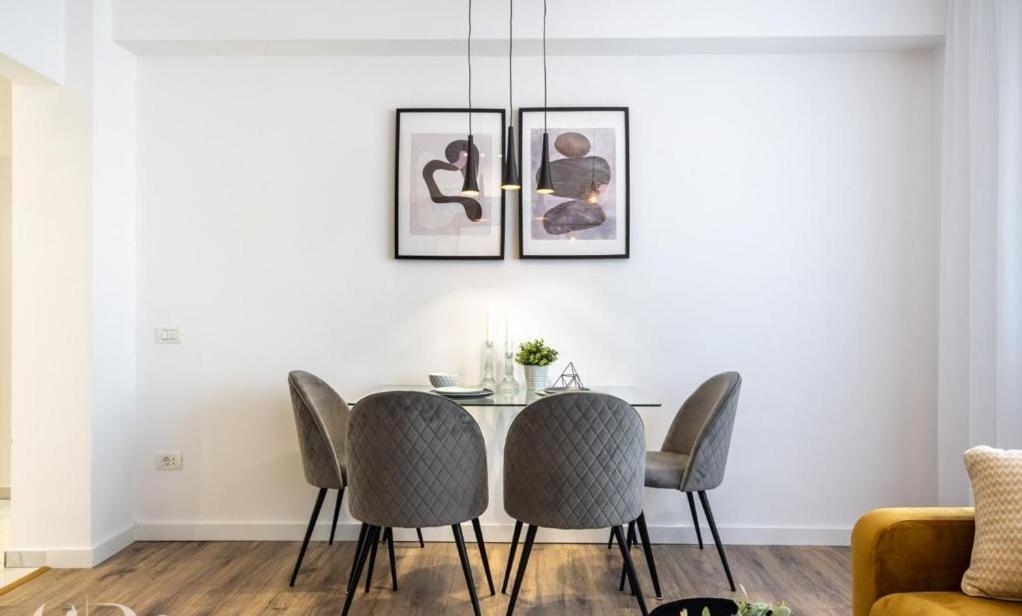 Majestic Apartament With View In Magheru 부쿠레슈티 외부 사진