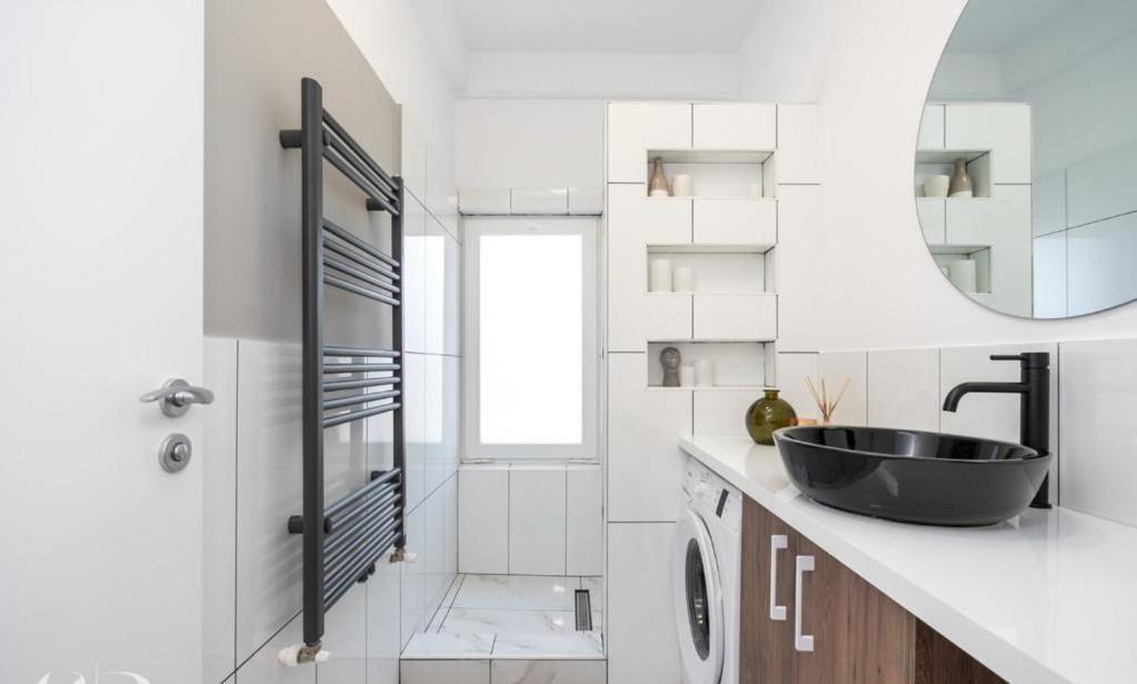 Majestic Apartament With View In Magheru 부쿠레슈티 외부 사진